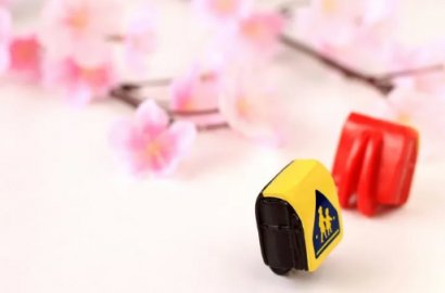 為什么日本4月份開始新學期？